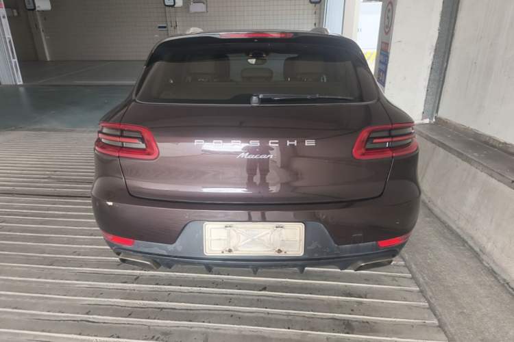Used Porsche Macan 2017 Macan 2.0T Rear