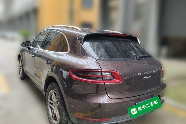 Used Porsche Macan 2017 Macan 2.0T Rear Left 45 Deg