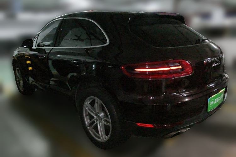 Used Porsche Macan 2017 Macan S 3.0T Rear Left 45 Deg