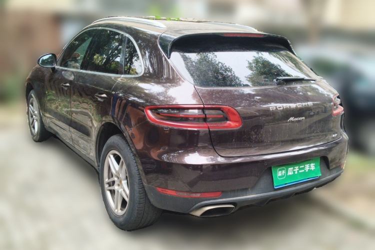 Used Porsche Macan 2017 Macan 2.0T Rear Left 45 Deg