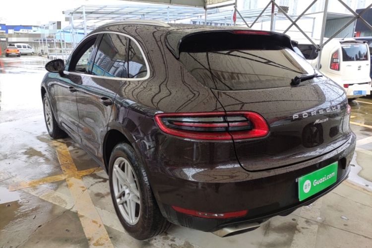 Used Porsche Macan 2017 Macan 2.0T Rear Left 45 Deg
