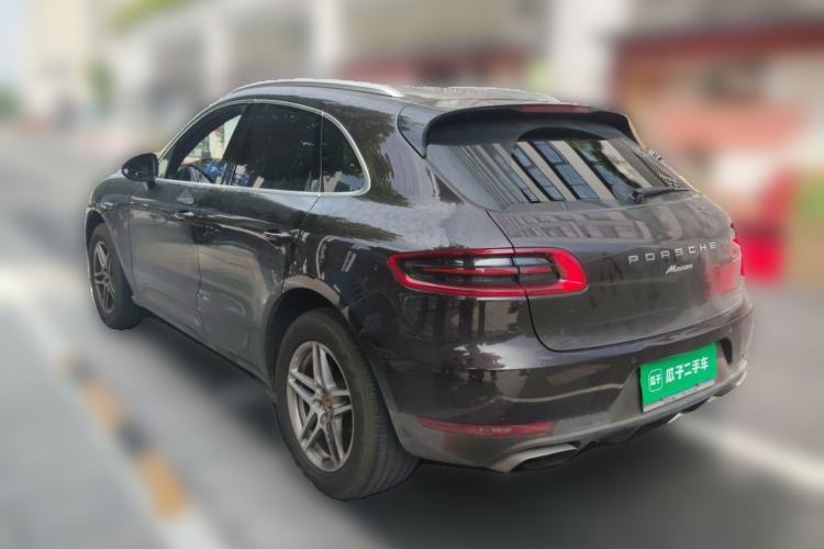 Used Porsche Macan 2017 Macan 2.0T Rear Left 45 Deg
