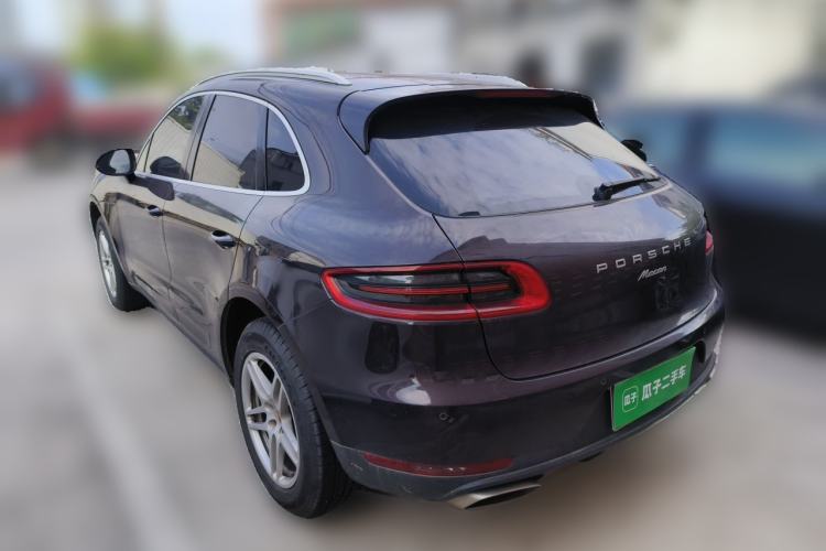 Used Porsche Macan 2017 Macan 2.0T Rear Left 45 Deg