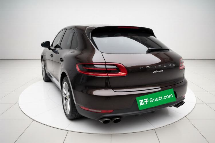 Used Porsche Macan 2017 Macan 2.0T Rear Left 45 Deg
