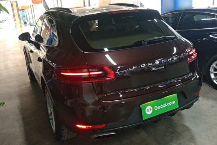 Used Porsche Macan 2017 Macan 2.0T Rear Left 45 Deg