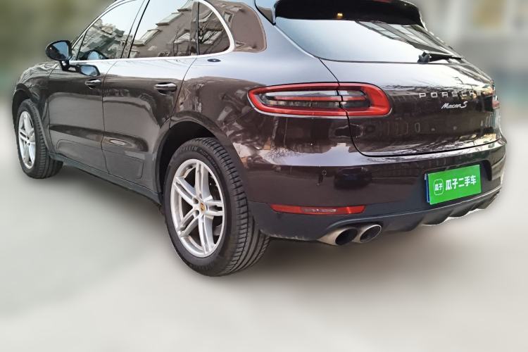 Used Porsche Macan 2017 Macan S 3.0T Rear Left 45 Deg