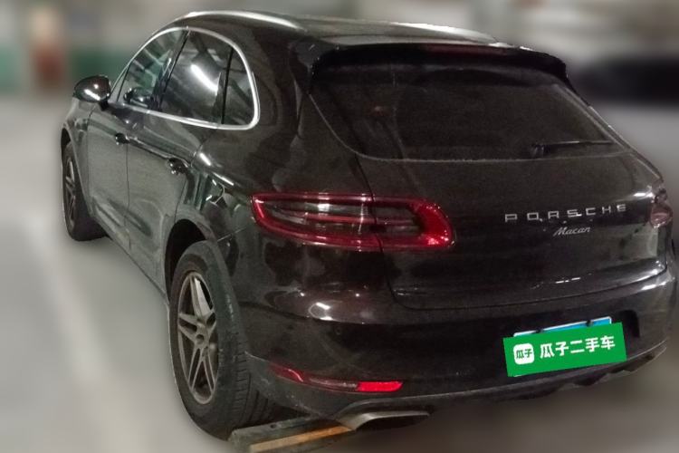 Used Porsche Macan 2017 Macan 2.0T Rear Left 45 Deg