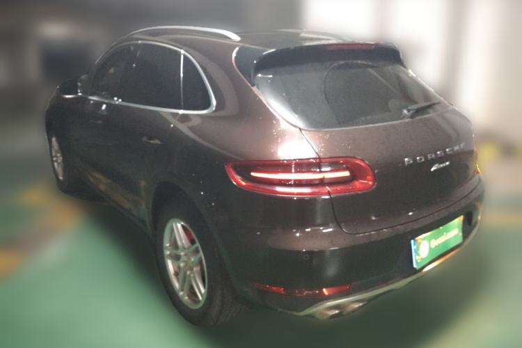 Used Porsche Macan 2017 Macan 2.0T Rear Left 45 Deg
