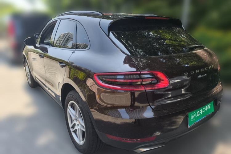 Used Porsche Macan 2017 Macan 2.0T Rear Left 45 Deg