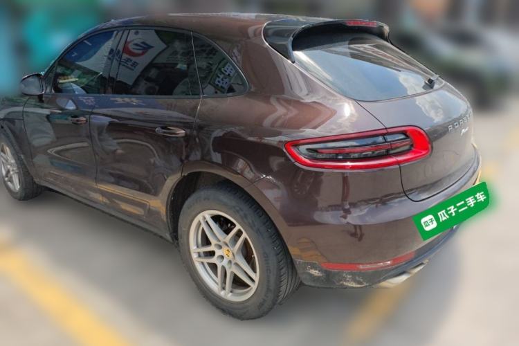 Used Porsche Macan 2017 Macan 2.0T Rear Left 45 Deg