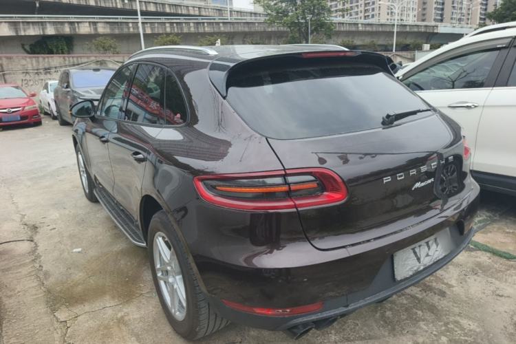 Used Porsche Macan 2017 Macan 2.0T Rear Left 45 Deg