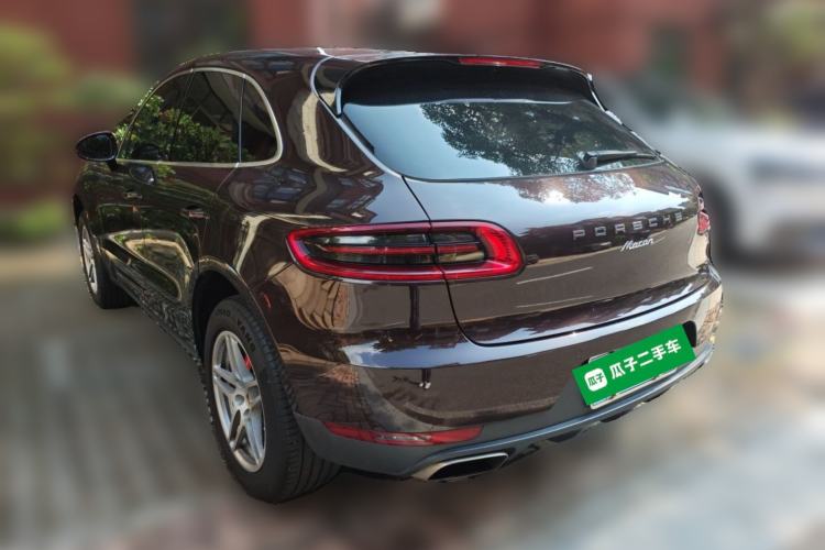 Used Porsche Macan 2017 Macan 2.0T Rear Left 45 Deg