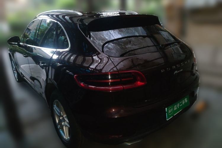 Used Porsche Macan 2017 Macan 2.0T Rear Left 45 Deg