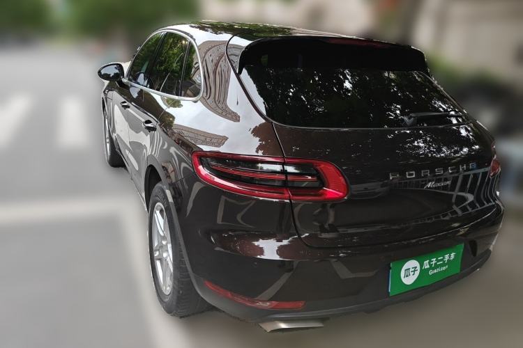 Used Porsche Macan 2017 Macan 2.0T Rear Left 45 Deg