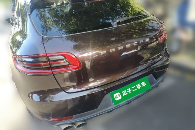 Used Porsche Macan 2017 Macan 2.0T Rear Left 45 Deg
