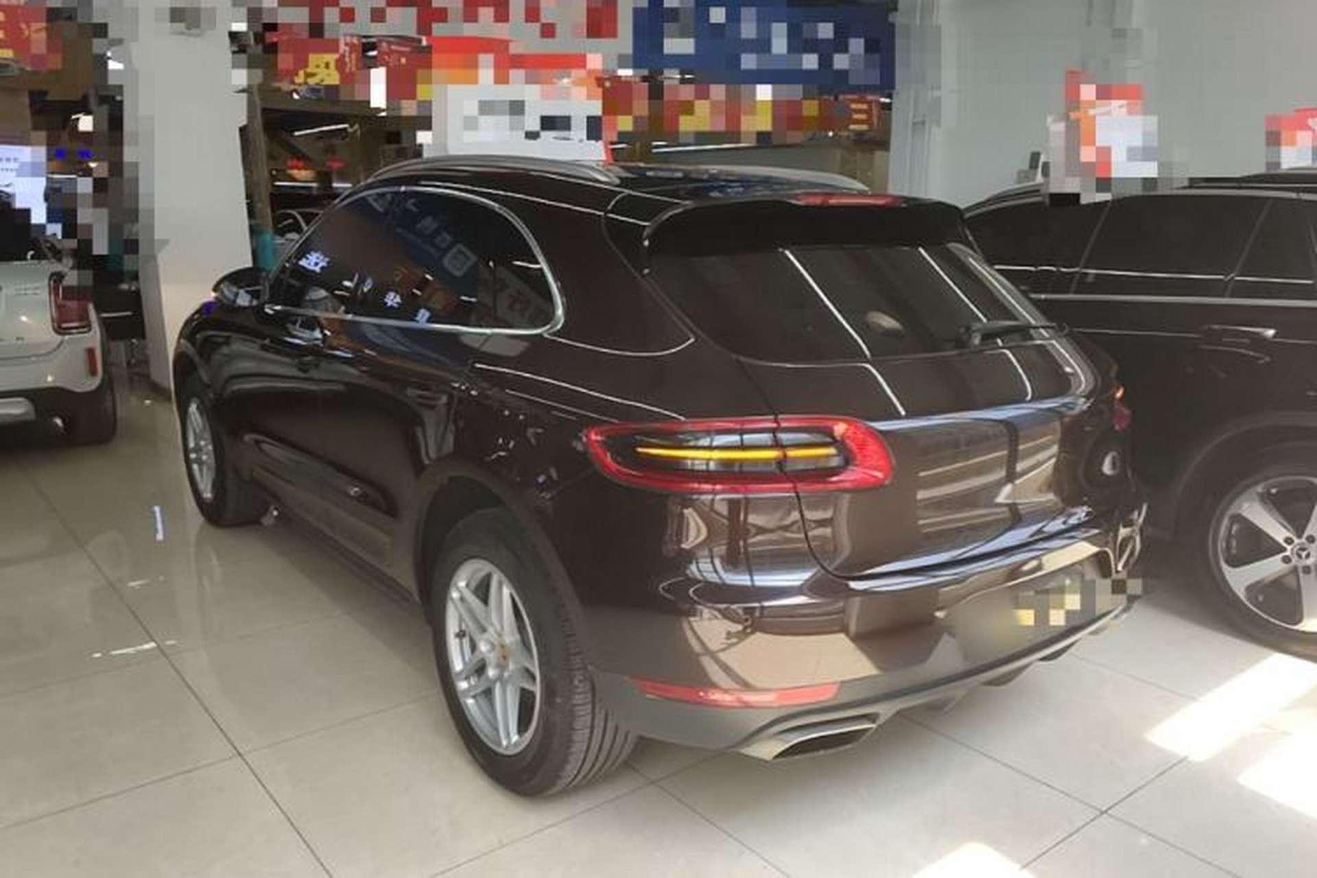 Used Porsche Macan 2017 Macan 2.0T Rear Left 45 Deg