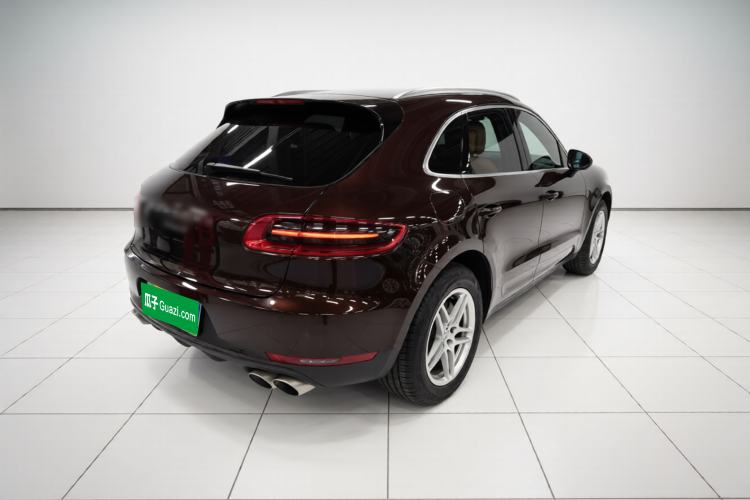 Used Porsche Macan 2017 Macan S 3.0T Rear Right 45 Deg