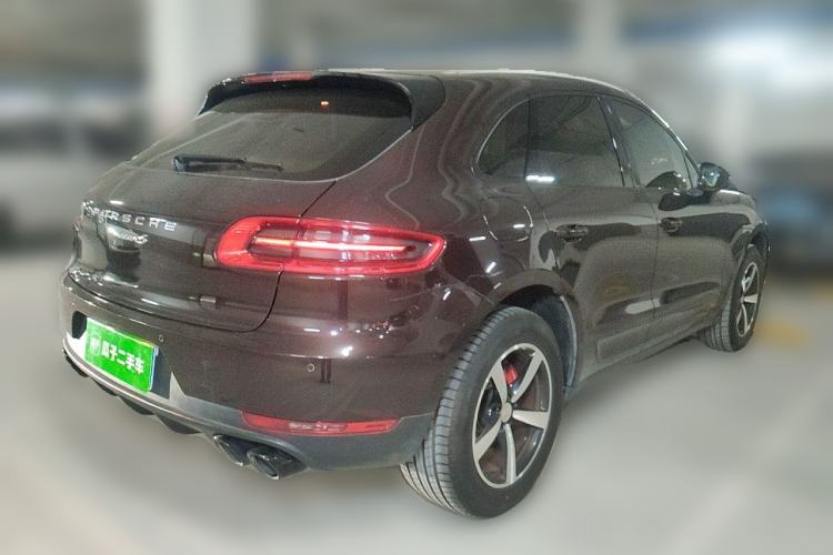 Used Porsche Macan 2017 Macan 2.0T Rear Right 45 Deg