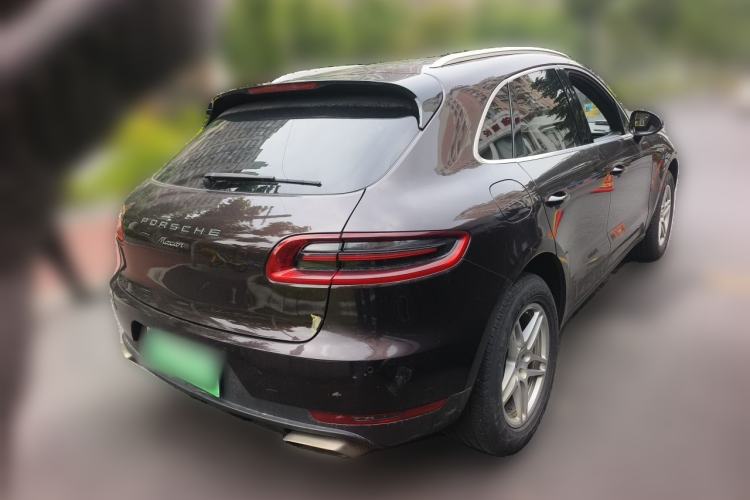 Used Porsche Macan 2017 Macan 2.0T Rear Right 45 Deg