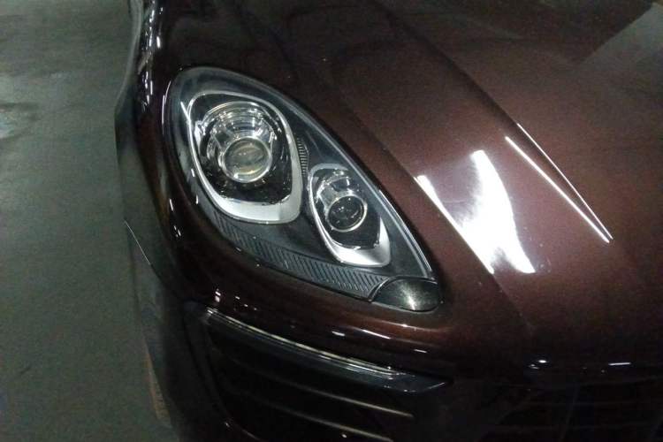 Used Porsche Macan 2017 Macan 2.0T Right Front Headlight