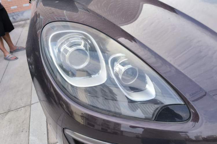 Used Porsche Macan 2017 Macan 2.0T Right Front Headlight