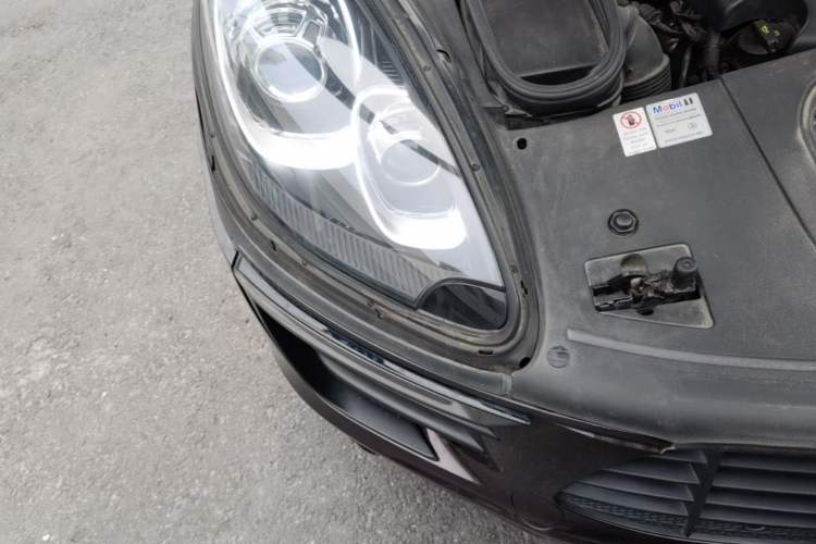 Used Porsche Macan 2017 Macan 2.0T Right Front Headlight