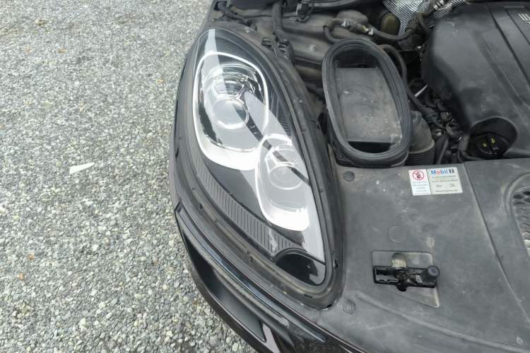 Used Porsche Macan 2017 Macan 2.0T Right Front Headlight