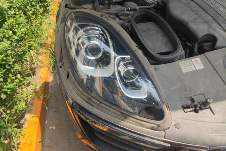 Used Porsche Macan 2017 Macan 2.0T Right Front Headlight