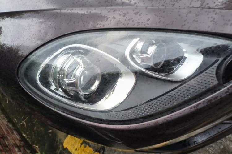 Used Porsche Macan 2017 Macan 2.0T Right Front Headlight