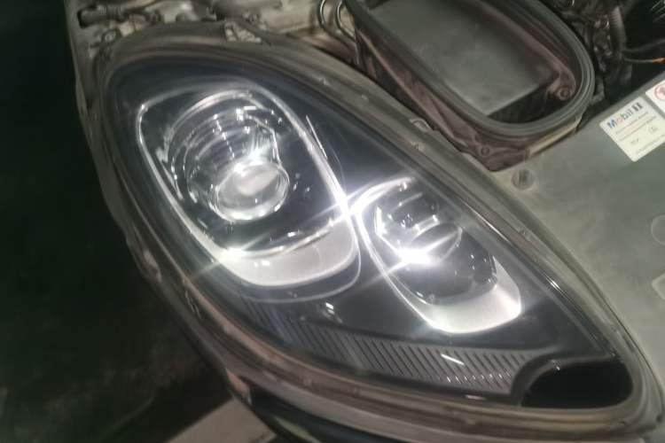 Used Porsche Macan 2017 Macan 2.0T Right Front Headlight