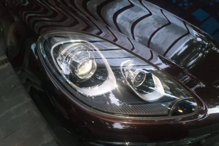 Used Porsche Macan 2017 Macan 2.0T Right Front Headlight