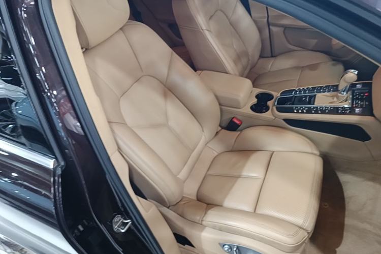 Used Porsche Macan 2017 Macan S 3.0T Right Front Seat
