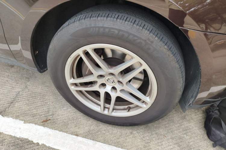 Used Porsche Macan 2017 Macan 2.0T Right Front Wheel Hub