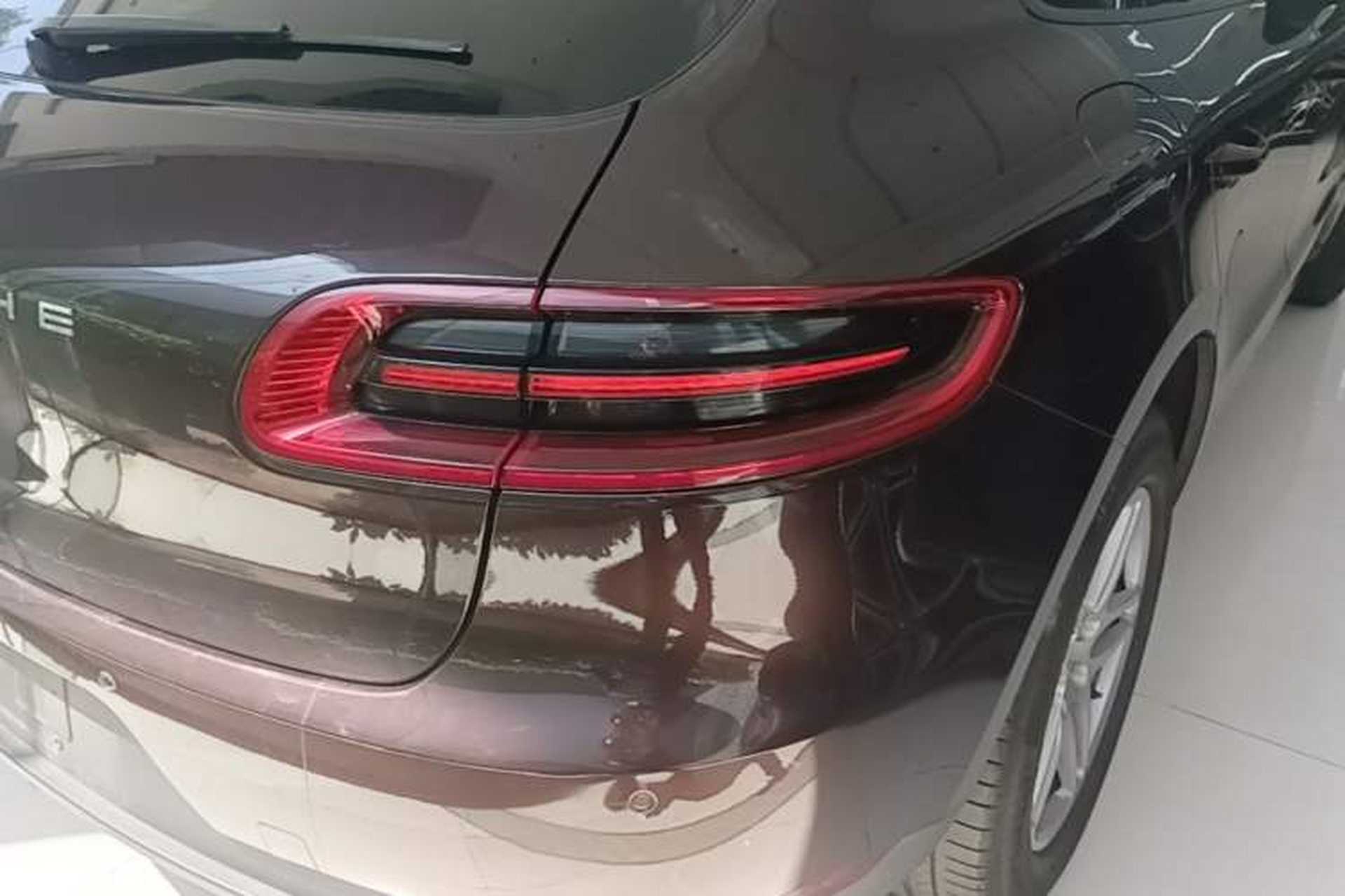 Used Porsche Macan 2017 Macan 2.0T Right Rear Taillight