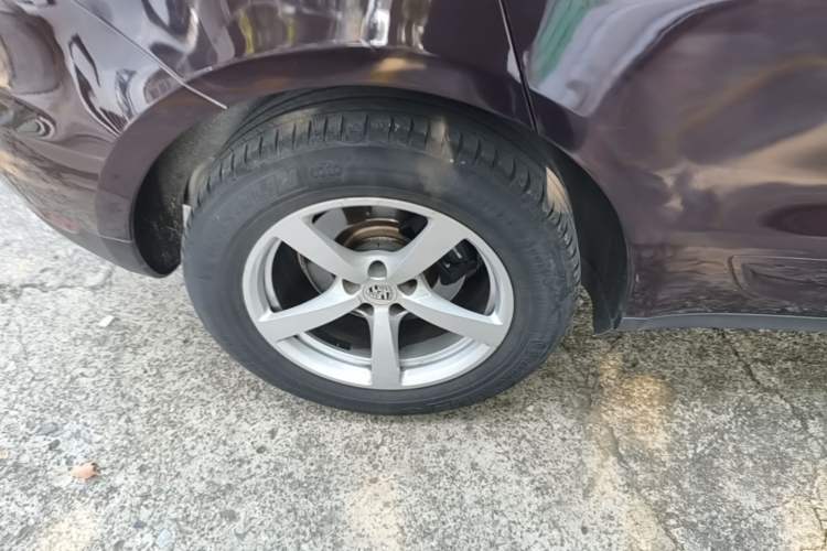 Used Porsche Macan 2017 Macan 2.0T Right Rear Wheel Hub