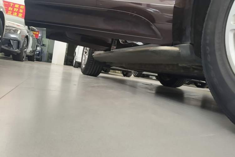 Used Porsche Macan 2017 Macan S 3.0T Right Side Sill