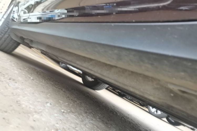Used Porsche Macan 2017 Macan 2.0T Right Side Sill