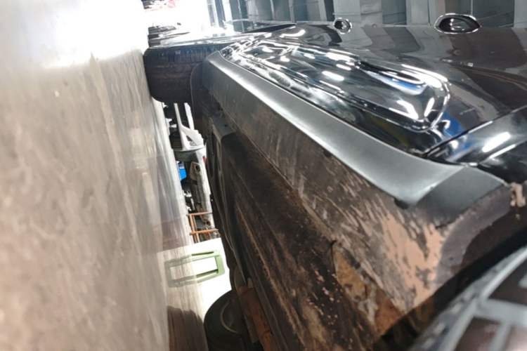 Used Porsche Macan 2017 Macan 2.0T Right Side Sill