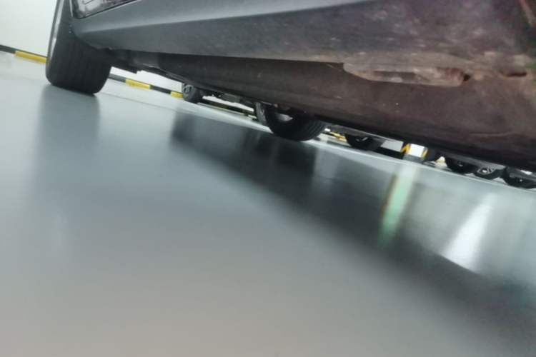 Used Porsche Macan 2017 Macan 2.0T Right Side Sill