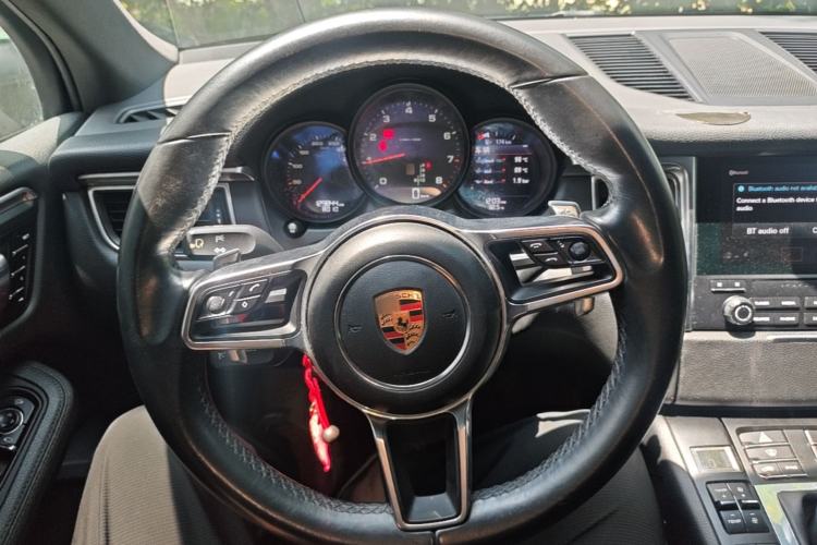 Used Porsche Macan 2017 Macan 2.0T Steering Wheel