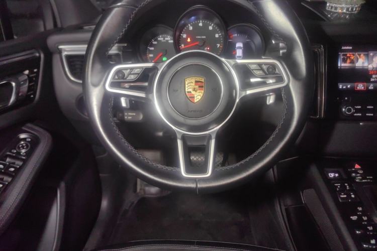 Used Porsche Macan 2017 Macan 2.0T Steering Wheel