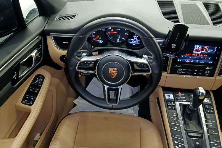 Used Porsche Macan 2017 Macan 2.0T Steering Wheel