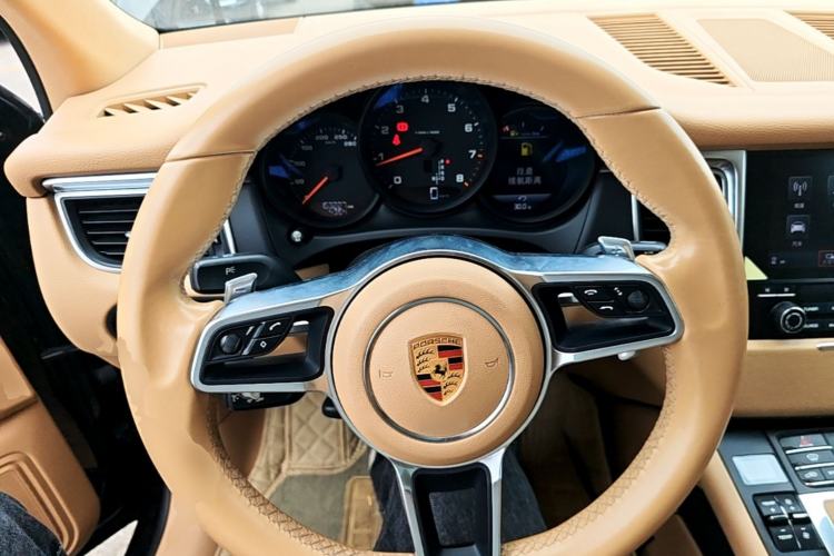 Used Porsche Macan 2017 Macan 2.0T Steering Wheel