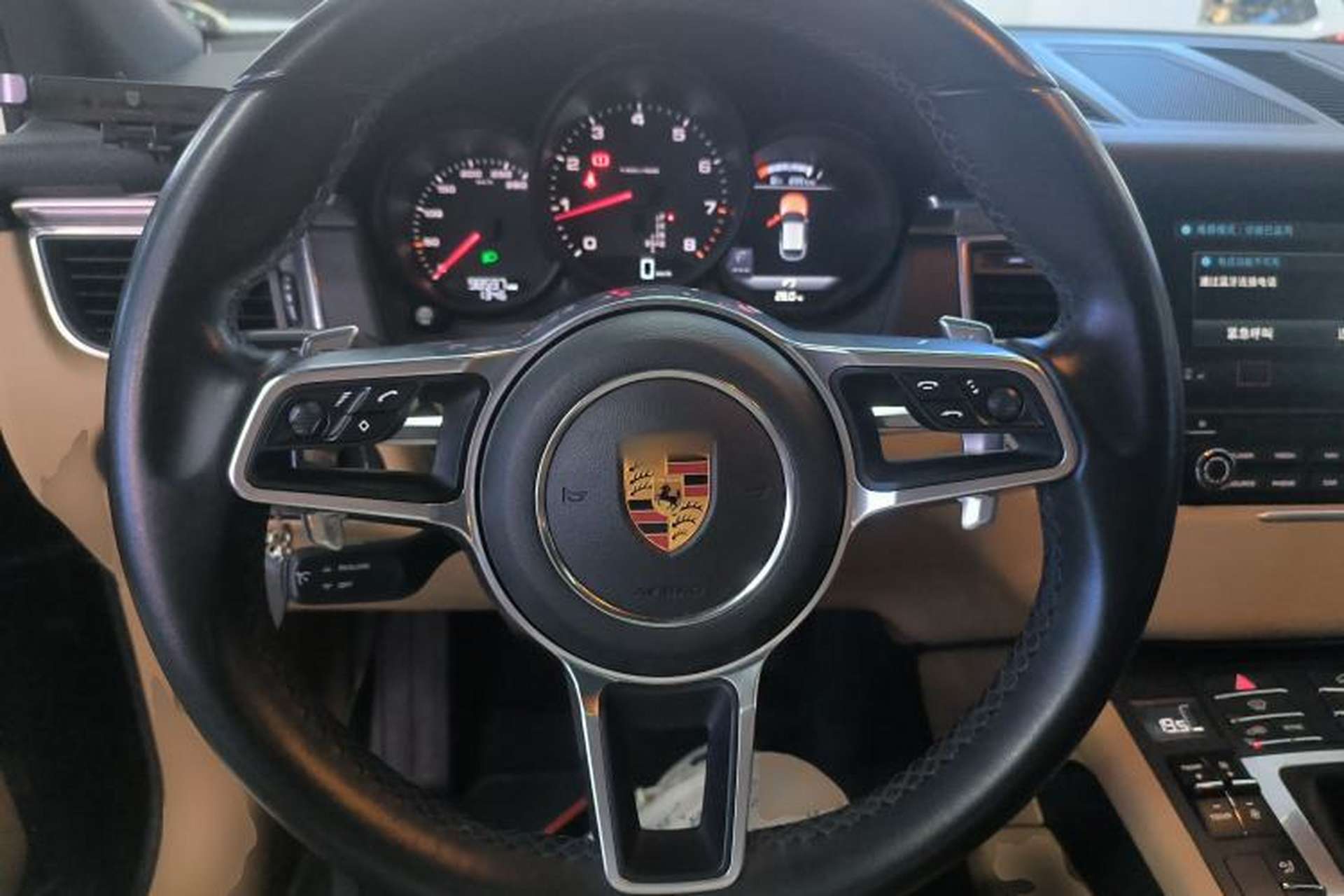 Used Porsche Macan 2017 Macan 2.0T Steering Wheel