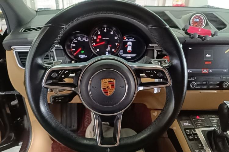 Used Porsche Macan 2017 Macan 2.0T Steering Wheel