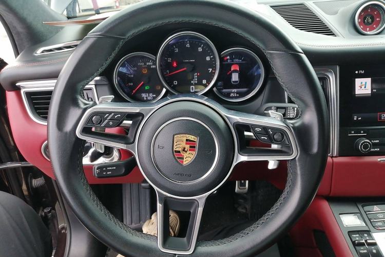 Used Porsche Macan 2017 Macan 2.0T Steering Wheel