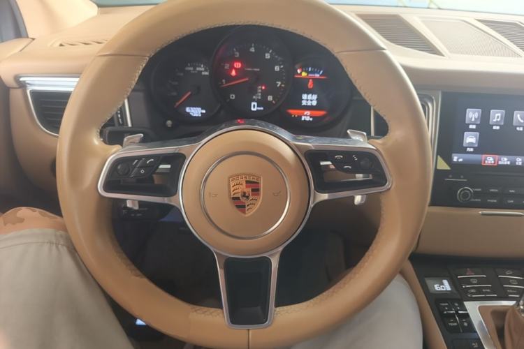 Used Porsche Macan 2017 Macan 2.0T Steering Wheel