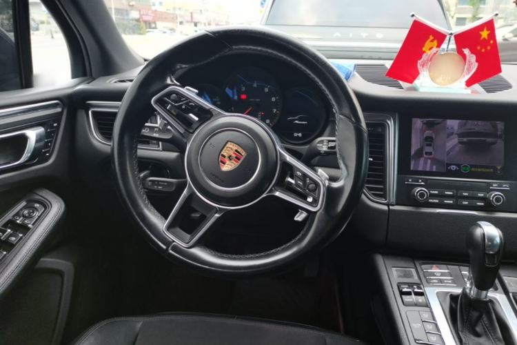 Used Porsche Macan 2017 Macan 2.0T Steering Wheel