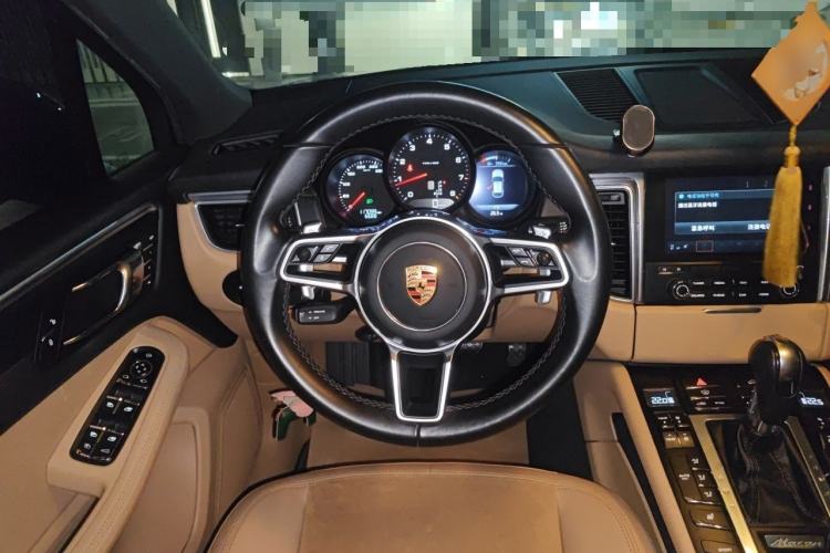 Used Porsche Macan 2017 Macan 2.0T Steering Wheel