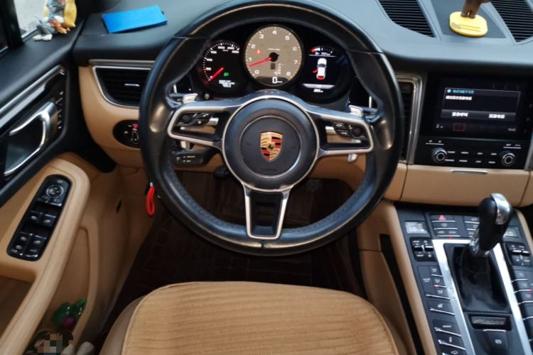 Used Porsche Macan 2017 Macan S 3.0T Steering Wheel